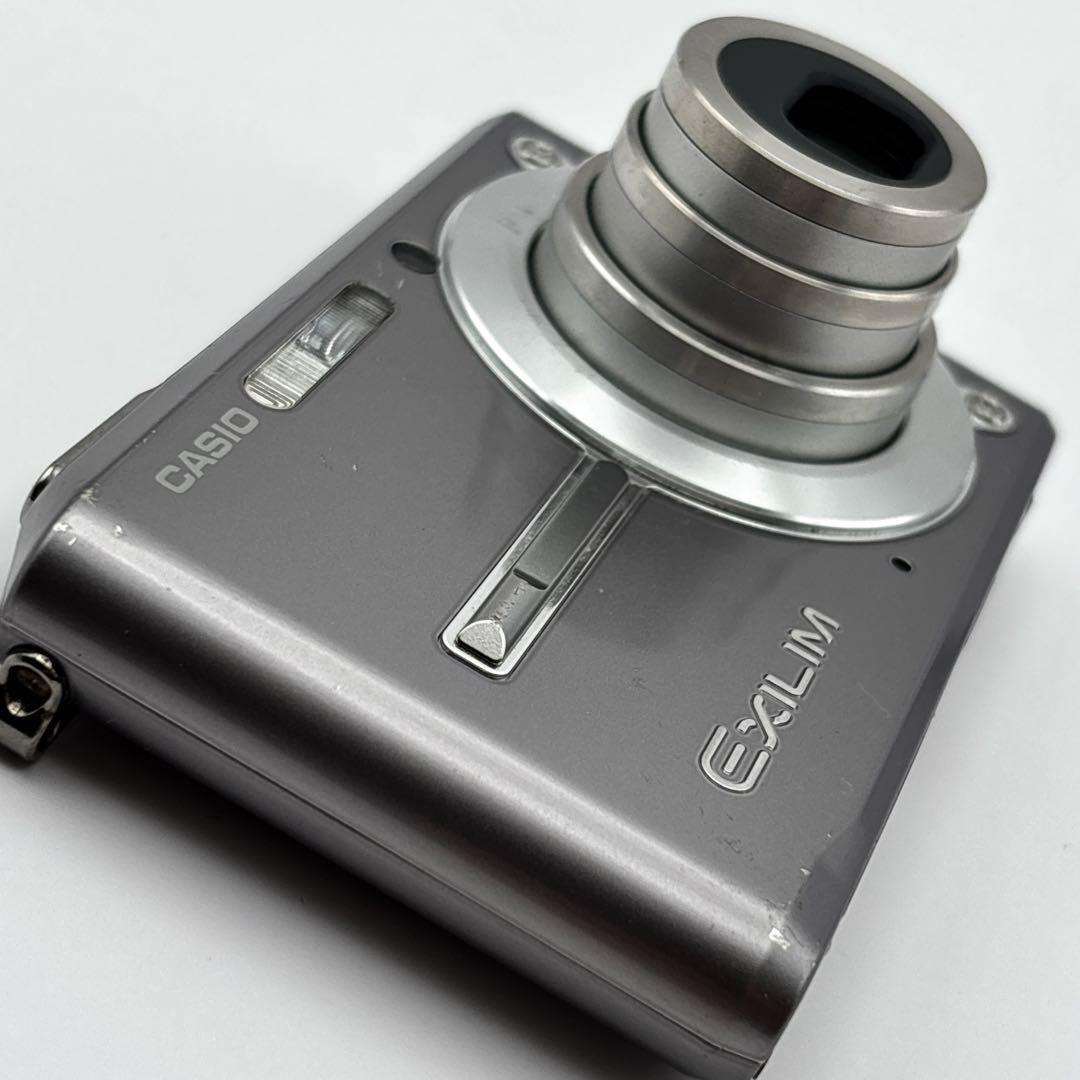 美品 CASIO EXILIM EX-S500 シルバー オールド コンデジ