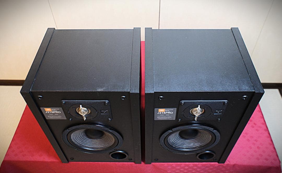 JBLスピーカー J216PRO 整備良品 インシュレータ&スタンド付き