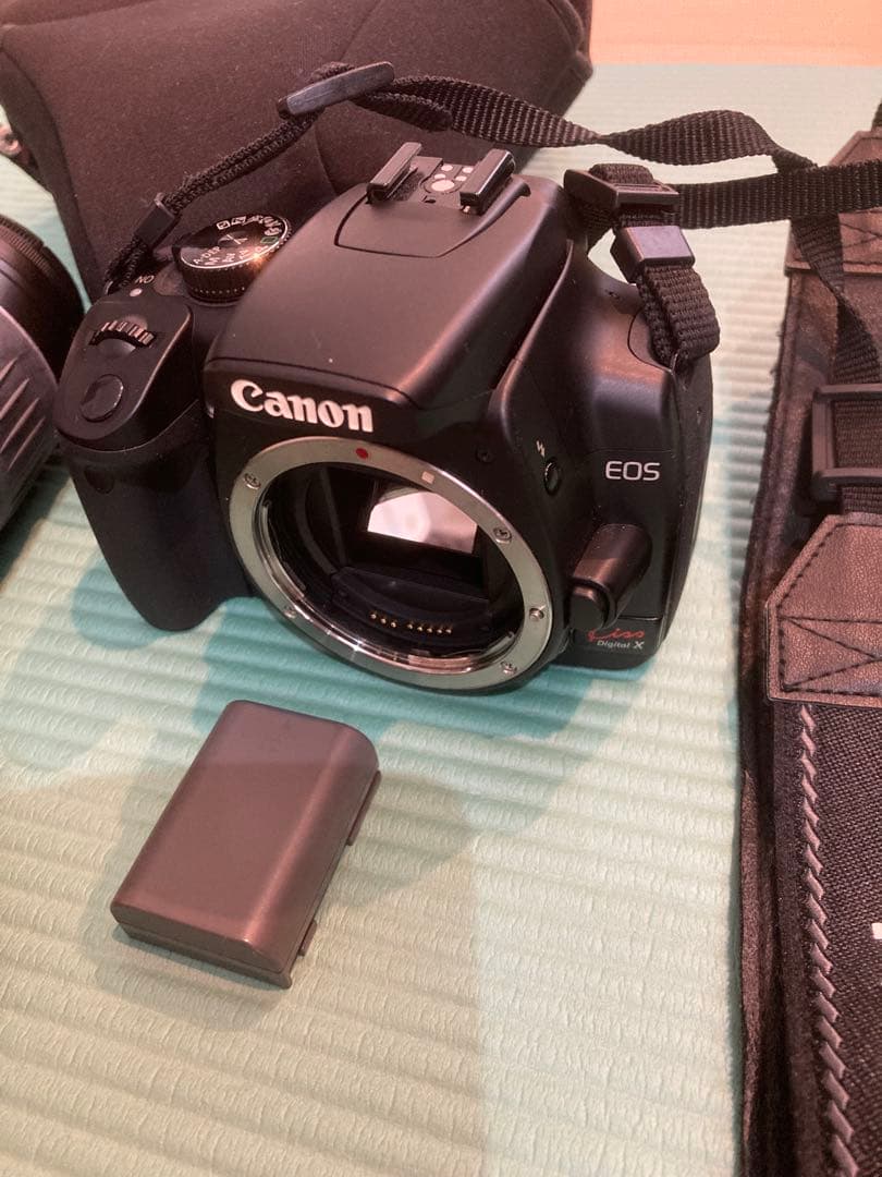 Canon EOS Kiss Digital X レンズ2本付き