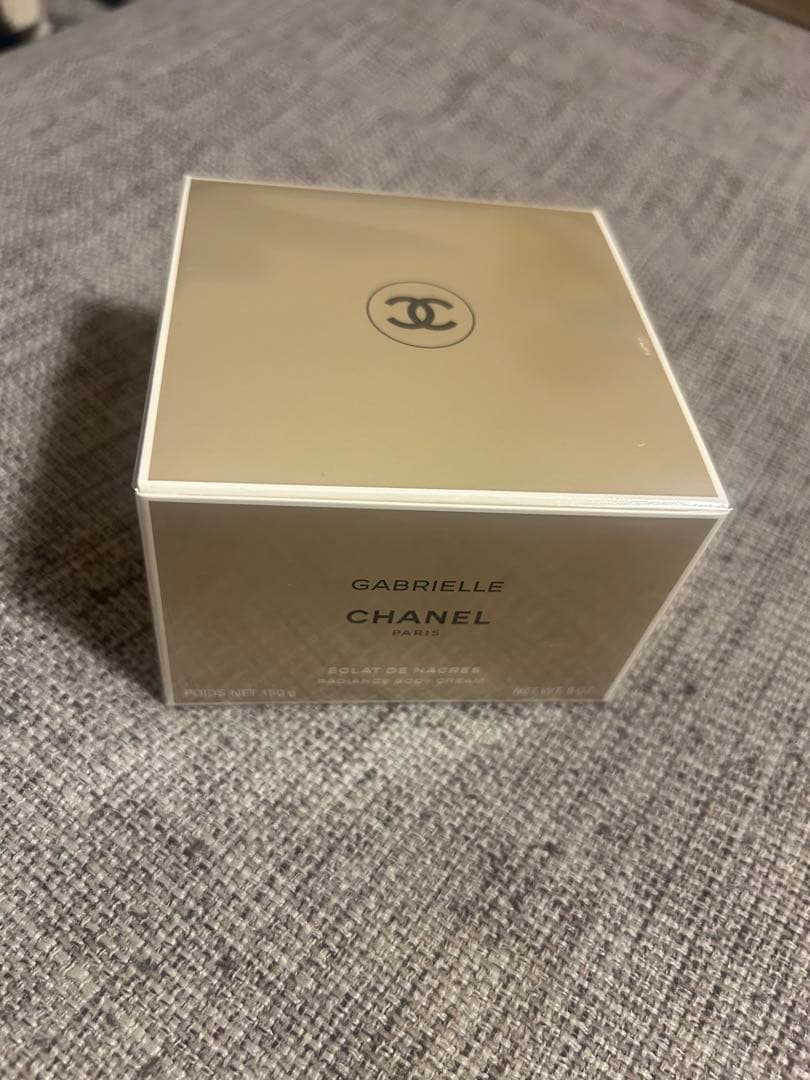 新品CHANEL ガブリエル シャネル ラディアンス ボディクリーム 150g