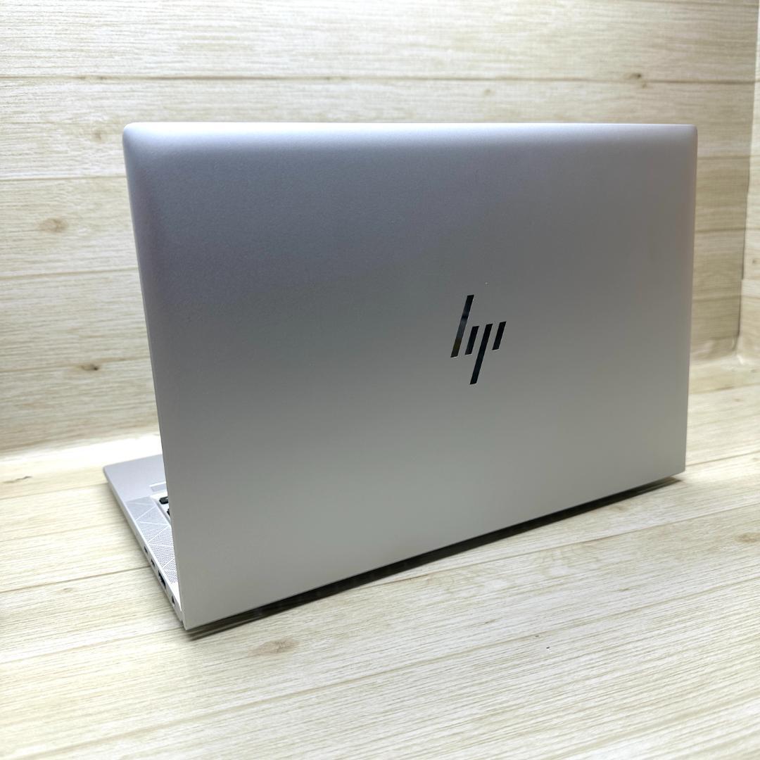 2022年製 第11世代Corei7 メモリ16GB HP J16