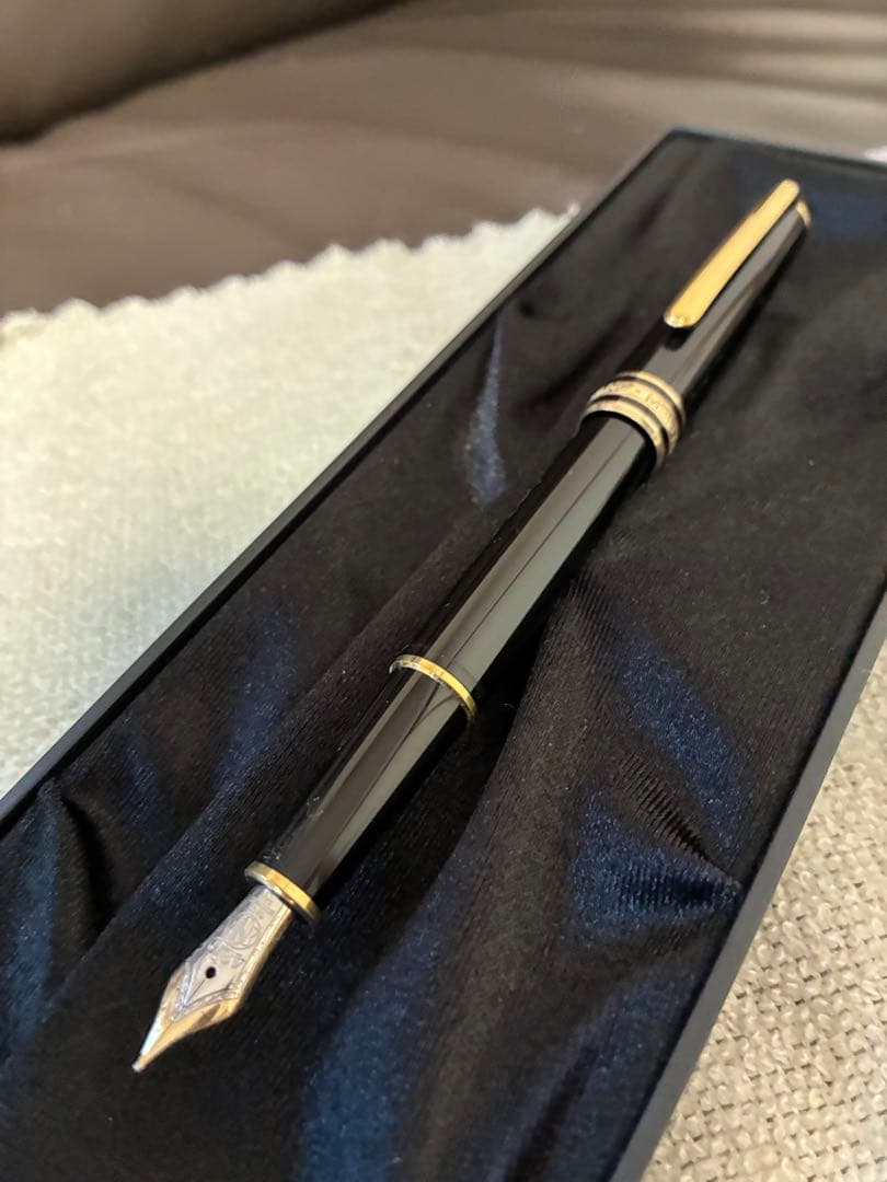 ◾️美品◾️モンブラン◾️マイスターシュテュック クラシック144◾️コンバーター付属◾️