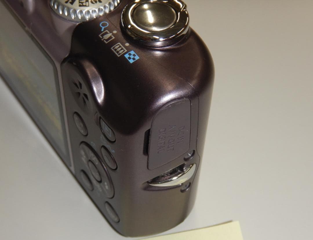 キヤノン　PowerShot A1000 IS　展示模型品　中古　R00199