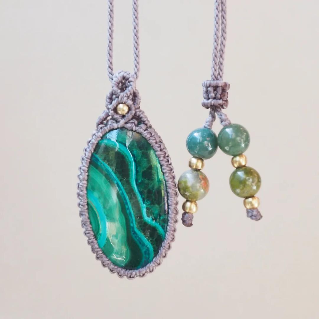 マラカイト マクラメ ネックレス