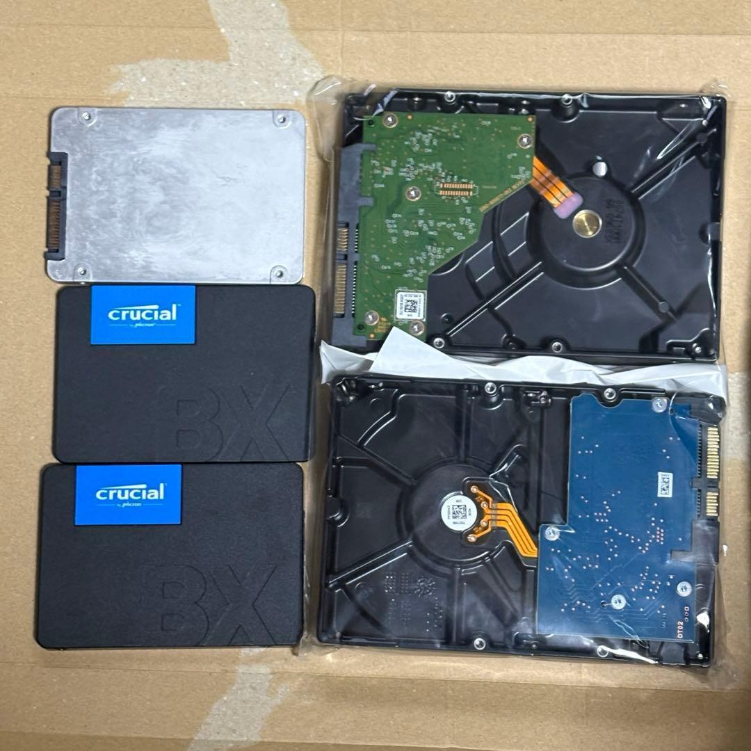 ジャンク Crucial 240GB SSD 2枚 2TB HDD 2台 他3